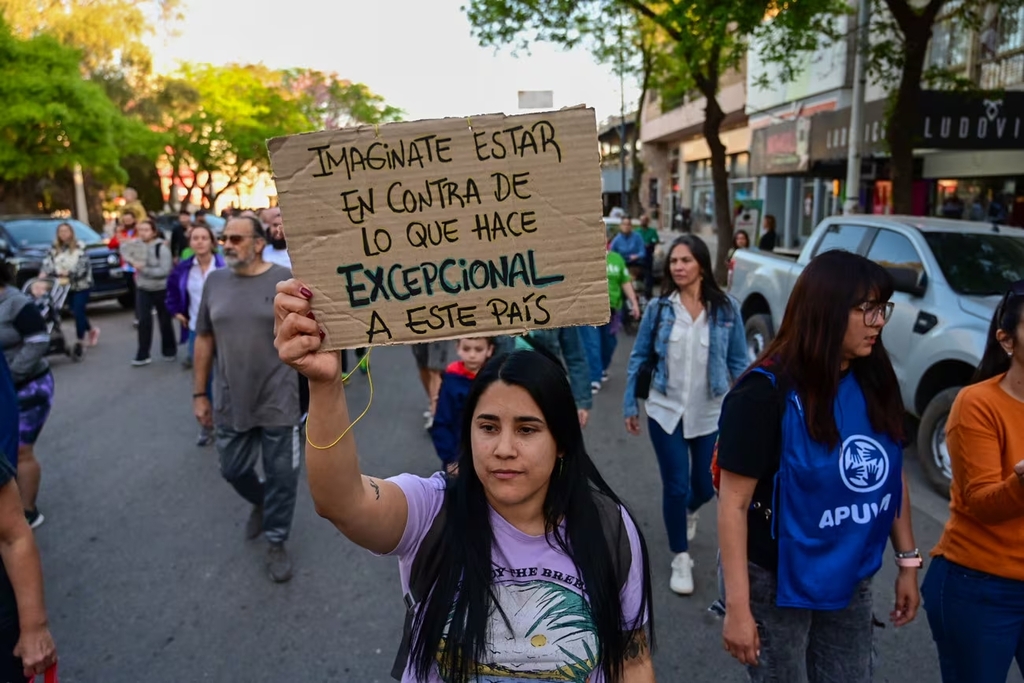 Un atentado contra el futuro de la educación pública