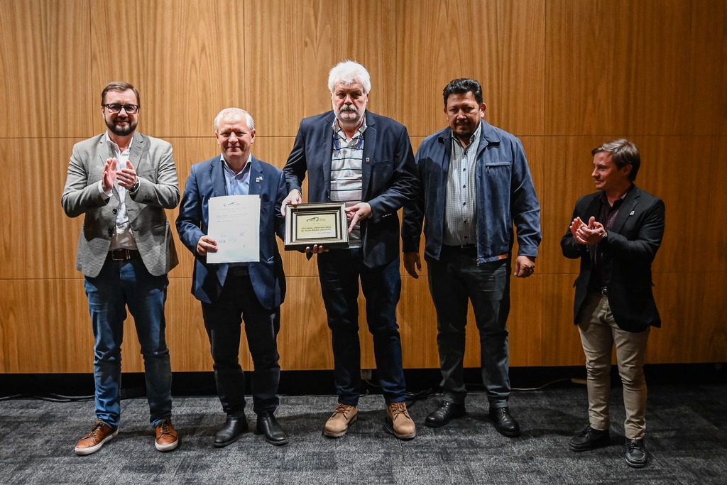 Reconocimiento a Eduvim por su aporte cultural