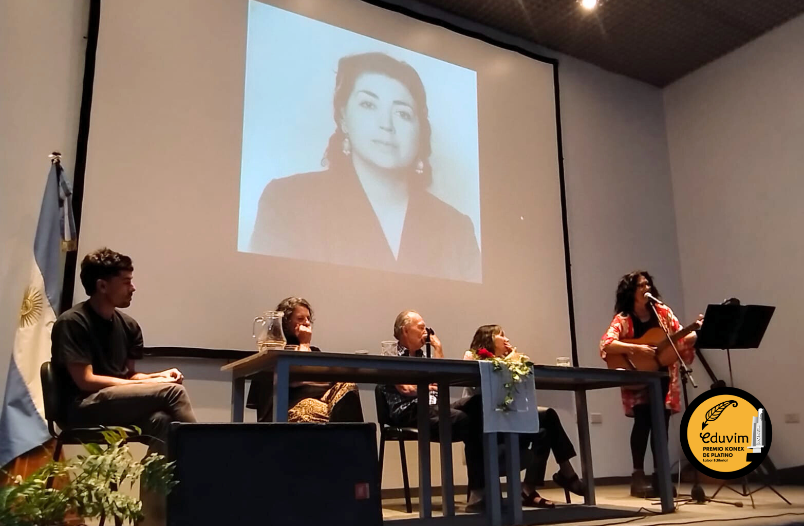 Eduvim presentó “Me atravesaba un río” en Villa María